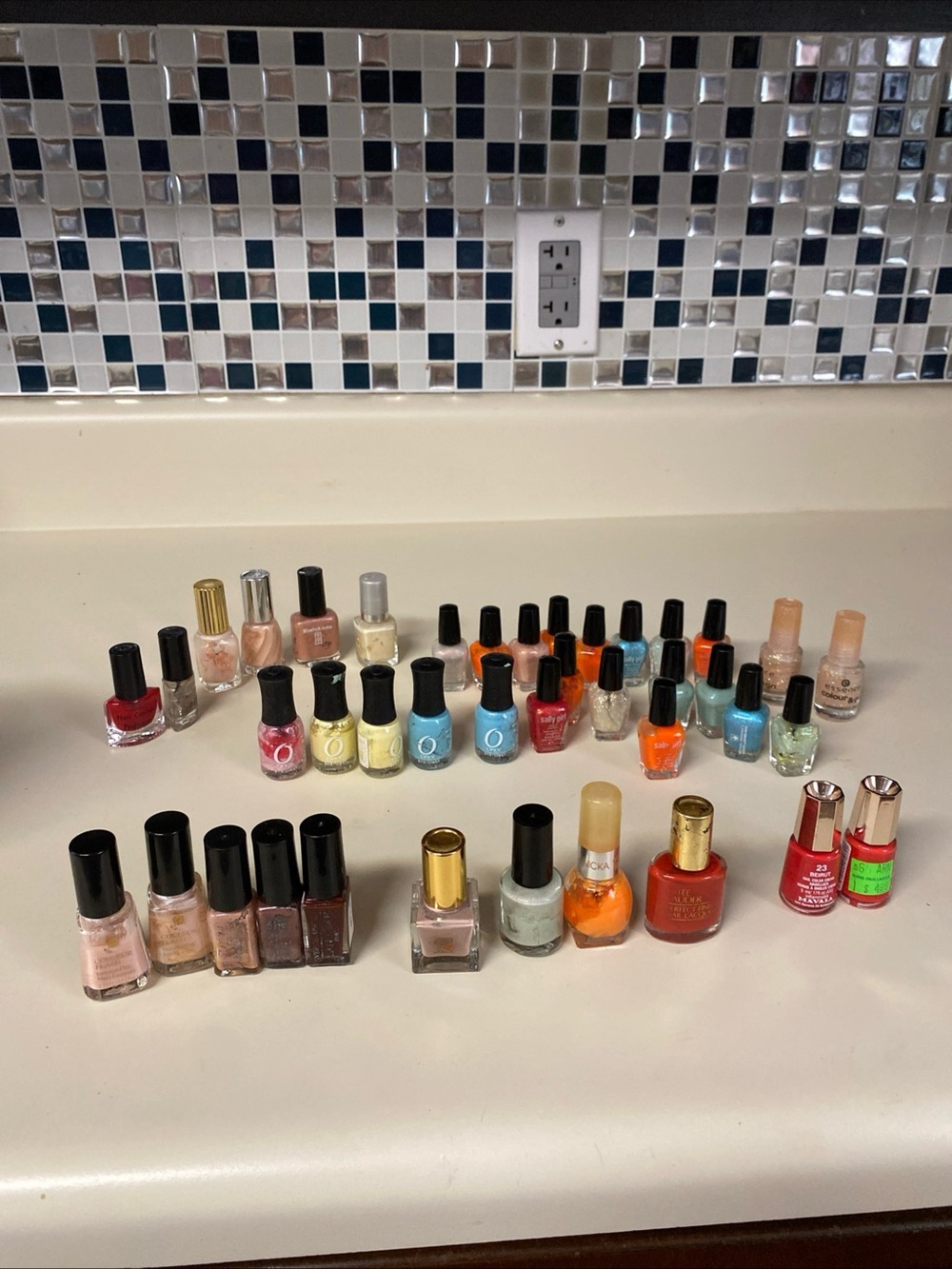 Vintage Y2K Collection of Assorted mini Nail Polish Lot - Mixed Colors